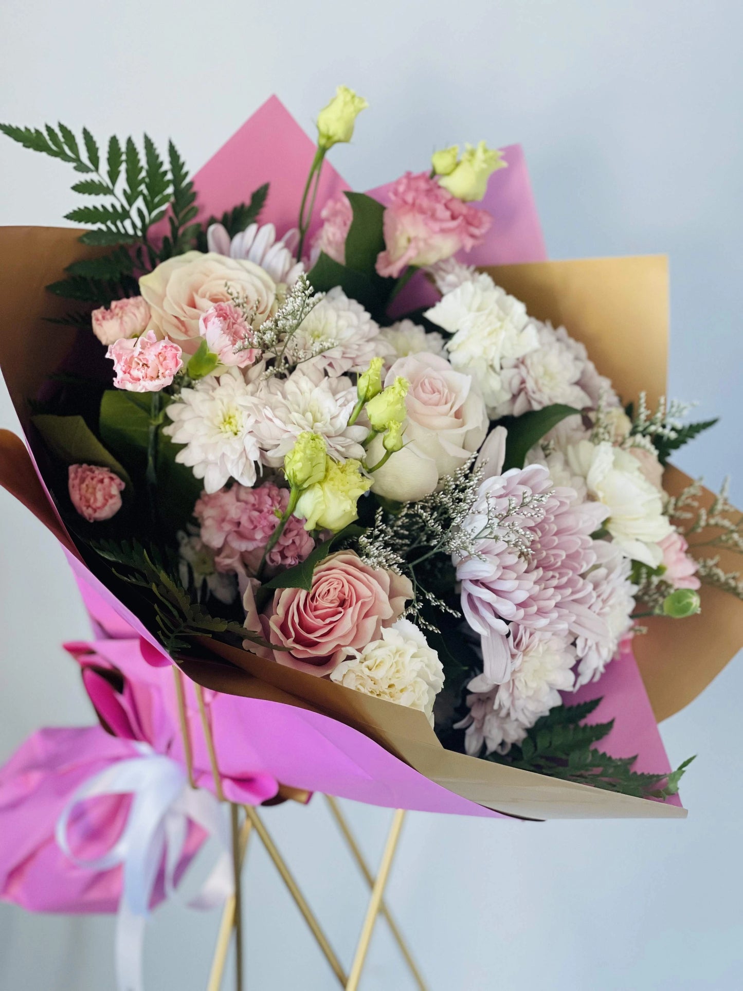 Hand-tied Bouquet Deluxe Mix