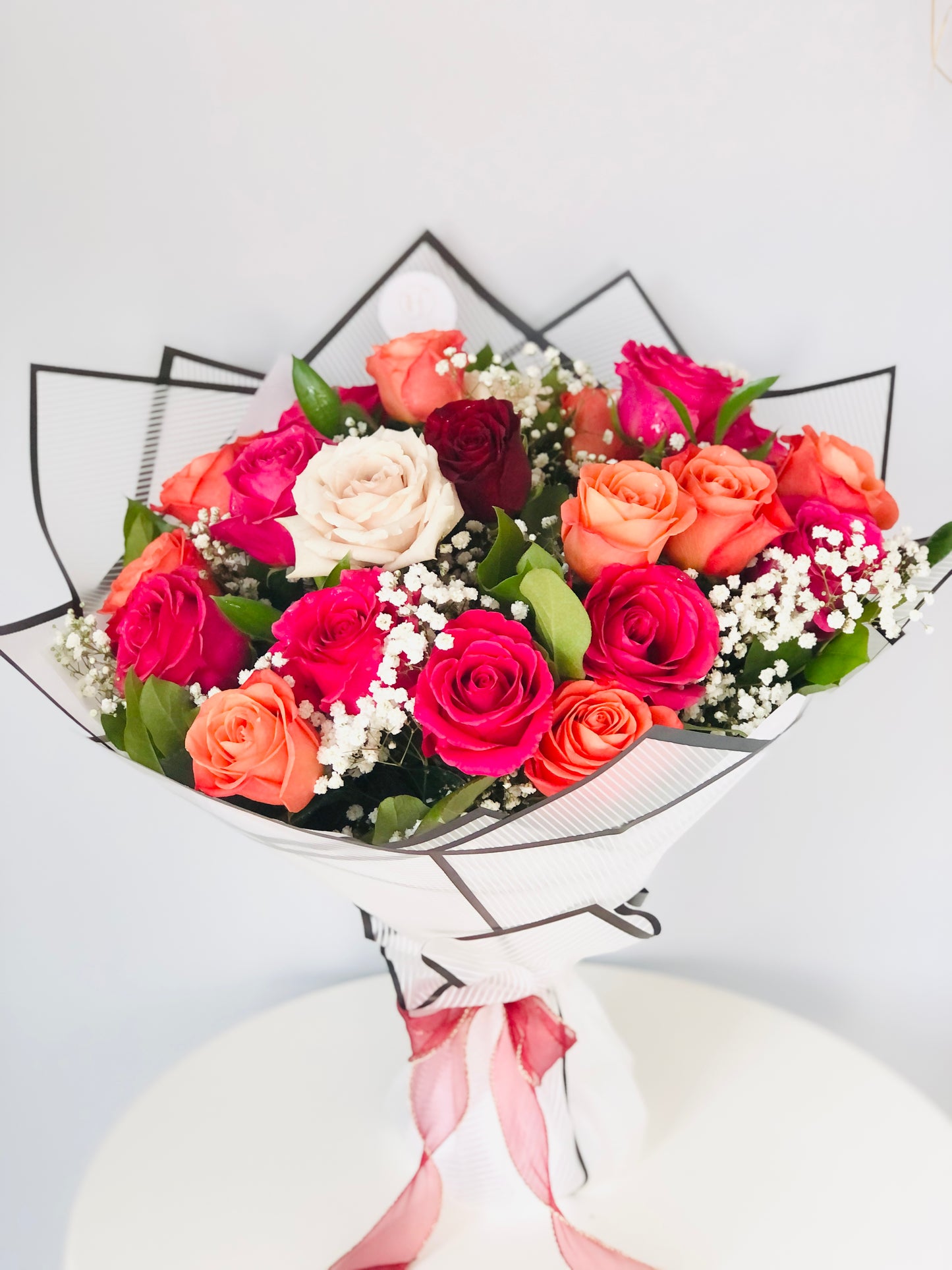Hand Tied Roses Deluxe