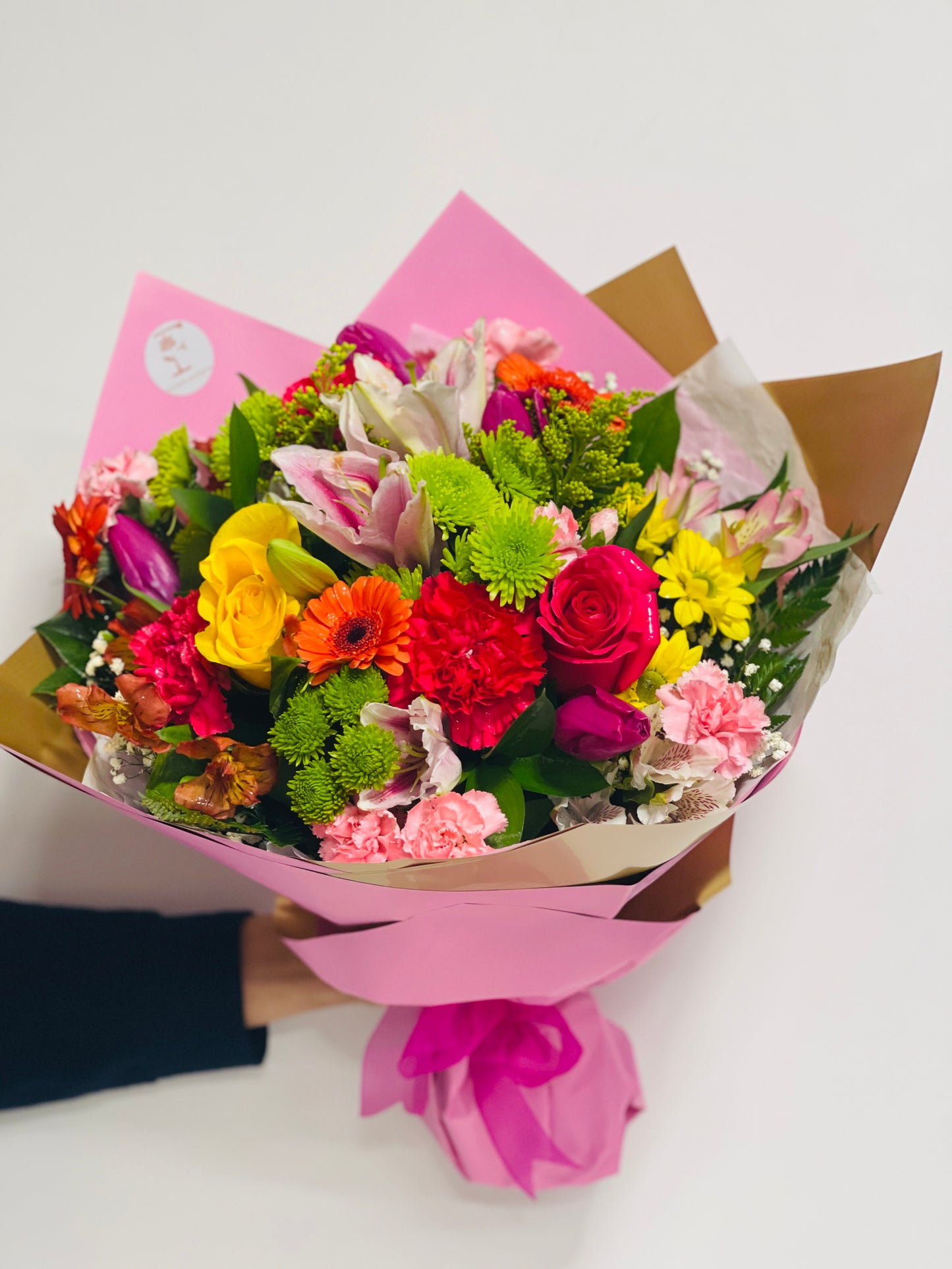 Hand-tied Bouquet Deluxe Mix