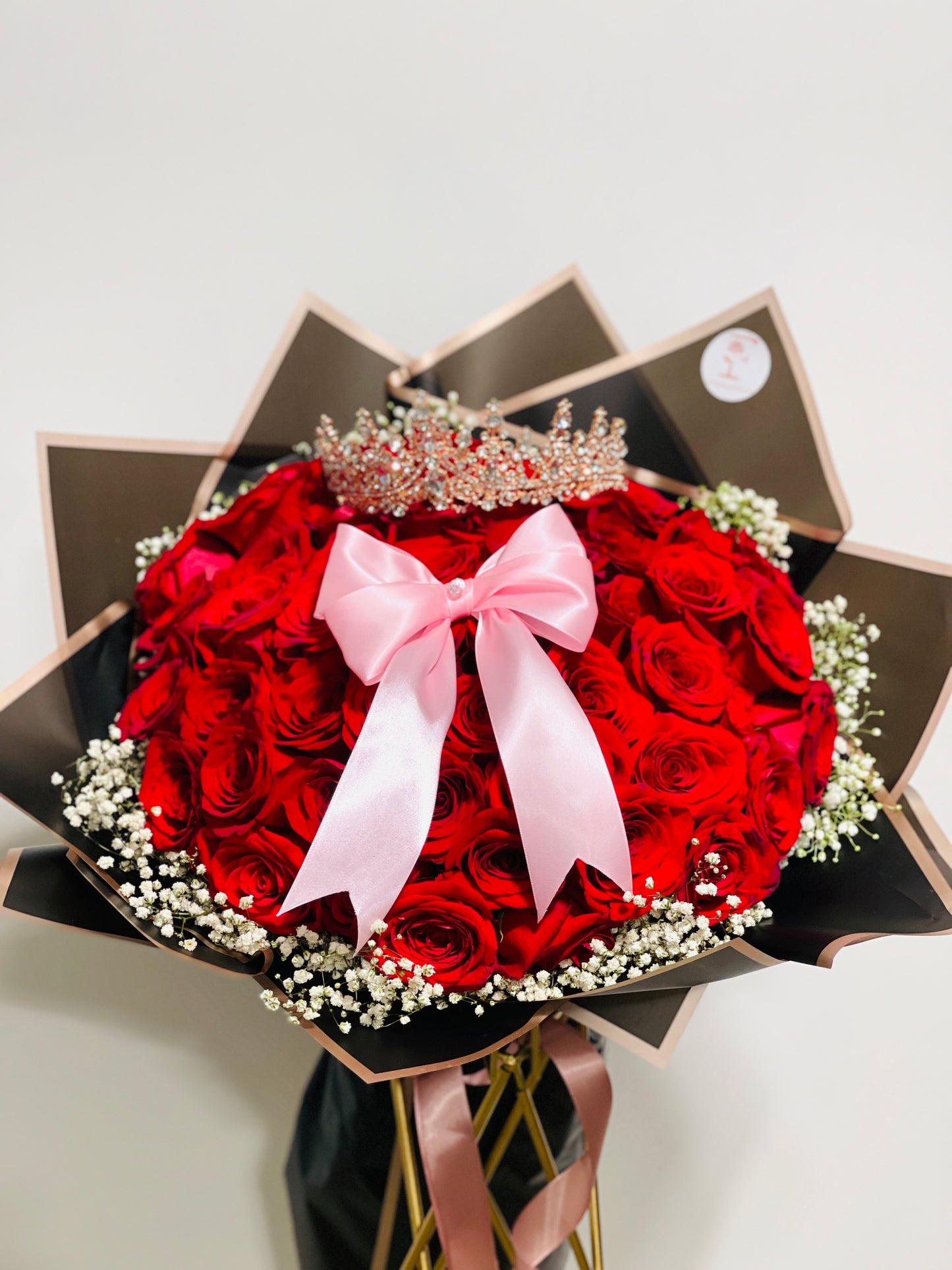 Hand Tied Roses Deluxe