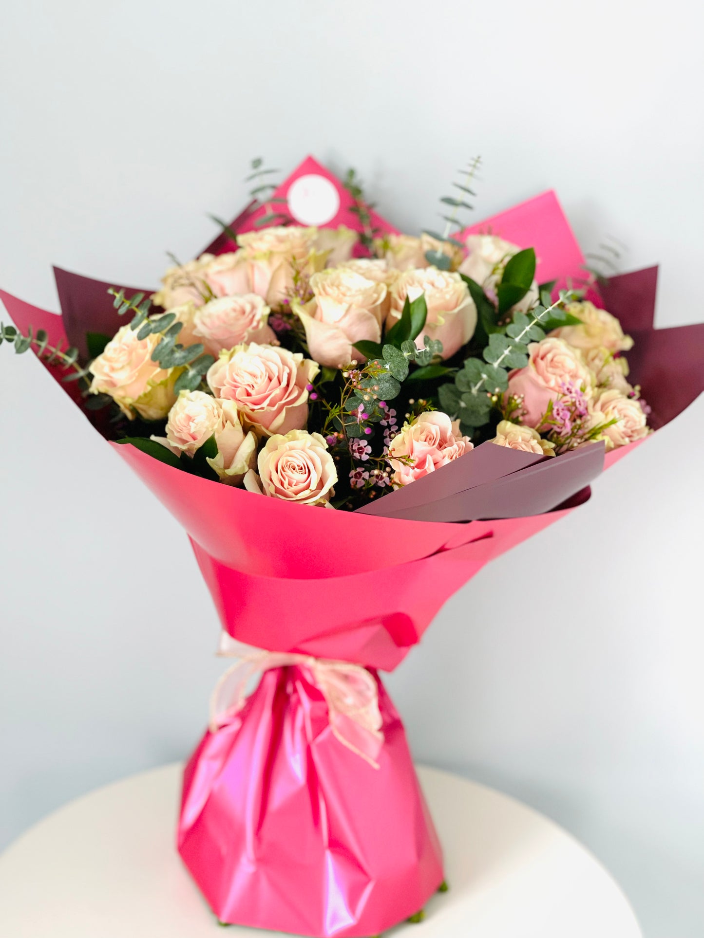 Hand Tied Roses Deluxe