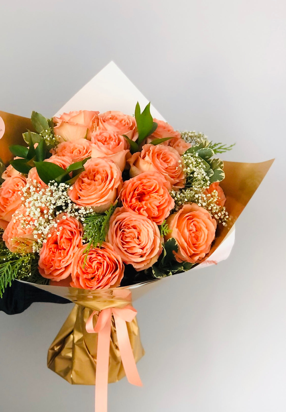 Hand Tied Roses Deluxe